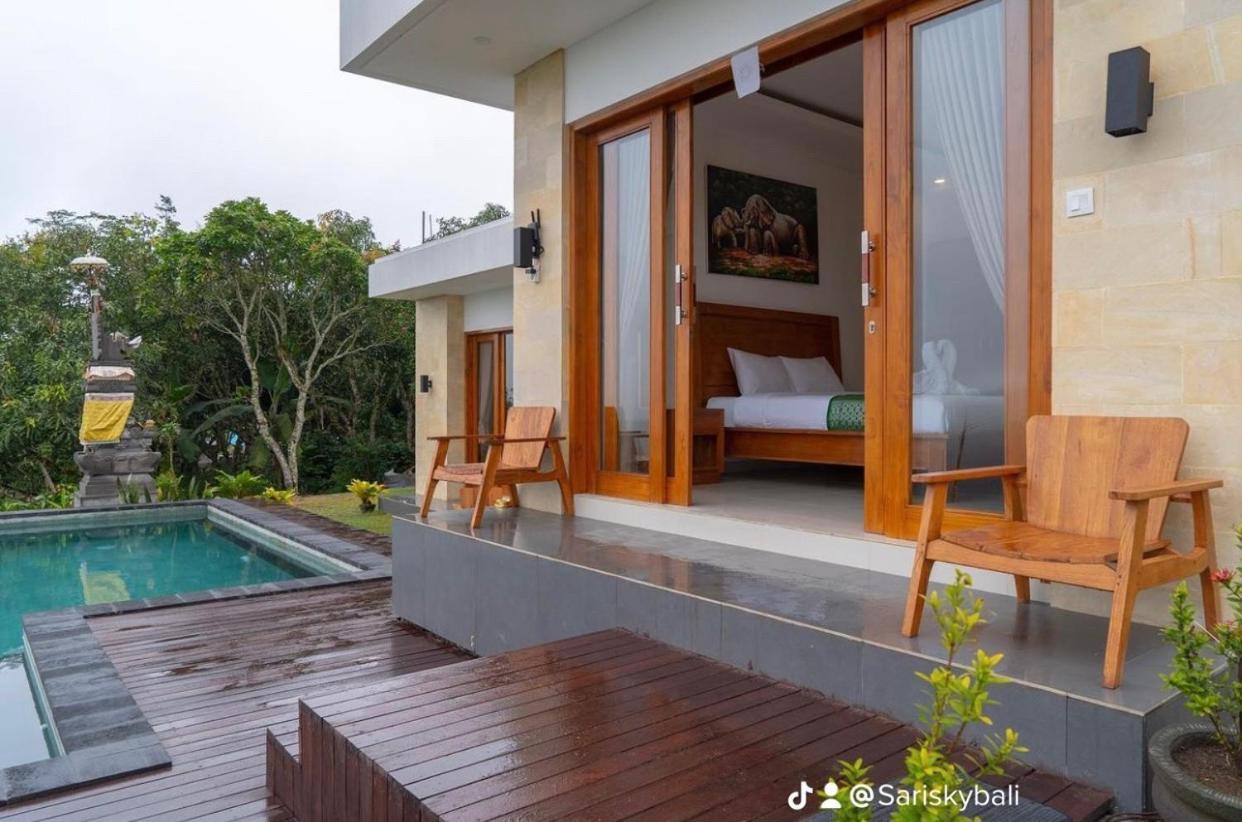 Sari Sky Bali Hotel Kubupenlokan Bagian luar foto